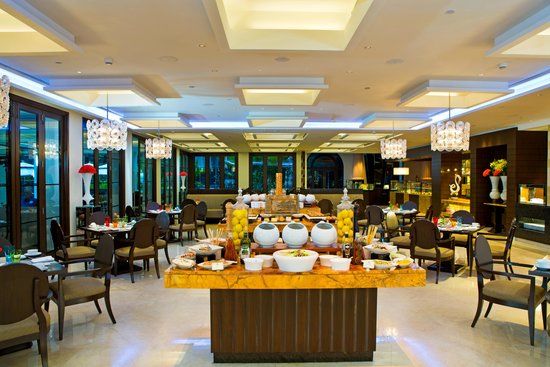 Citrus at the Leela Palace Bangalore